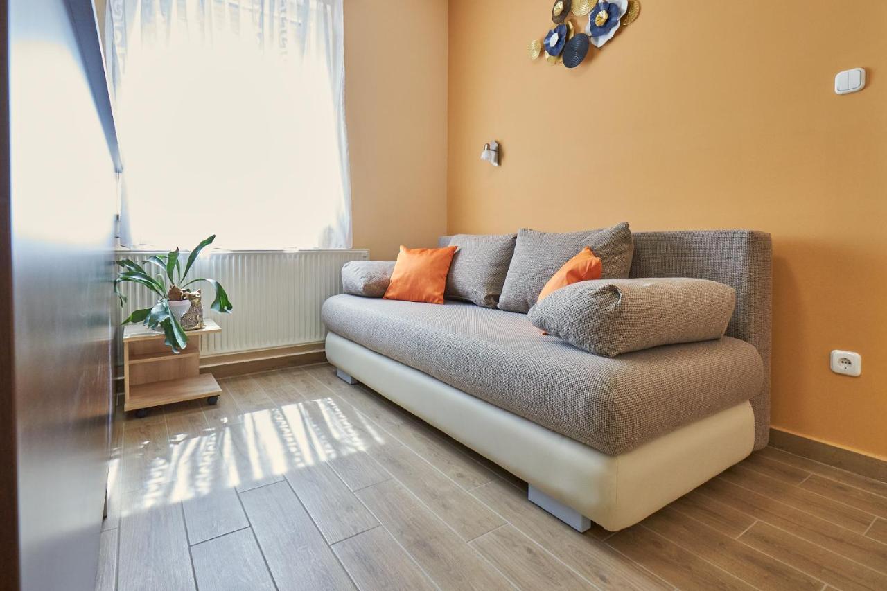 Amulett Comfort Apartment Hajdúszoboszló Buitenkant foto
