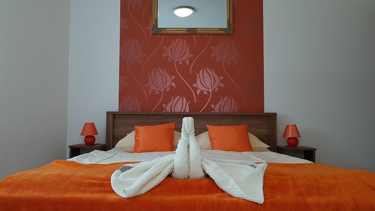 Amulett Comfort Apartment Hajdúszoboszló Buitenkant foto